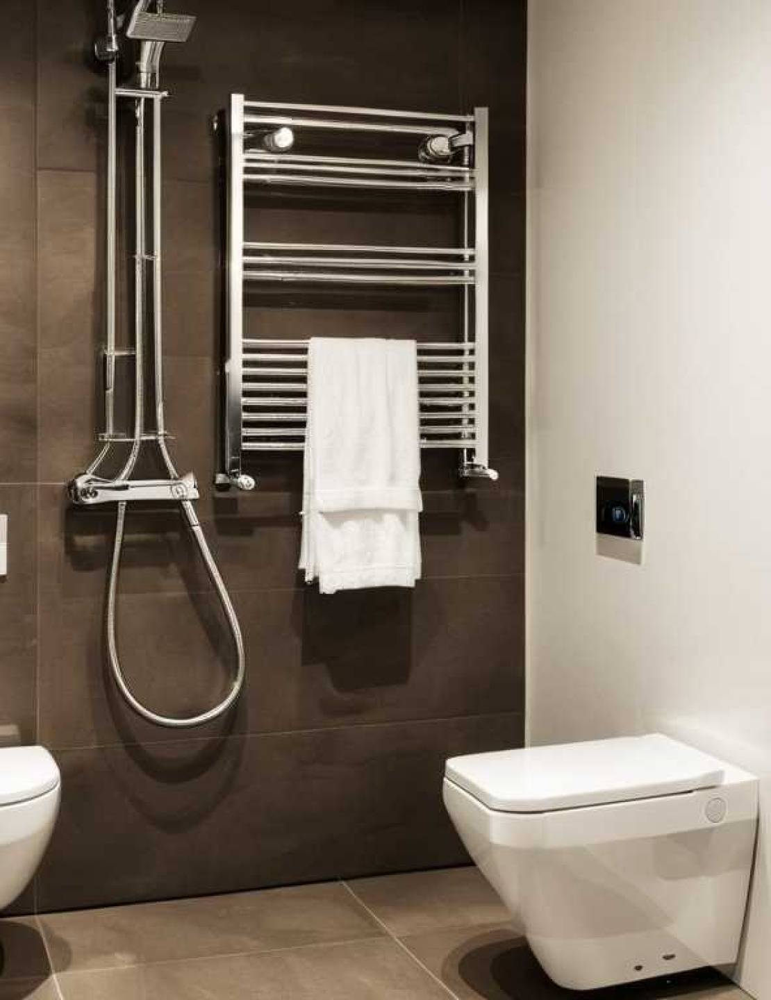 Как утеплить трубы в неотапливаемом подвале или чердаке