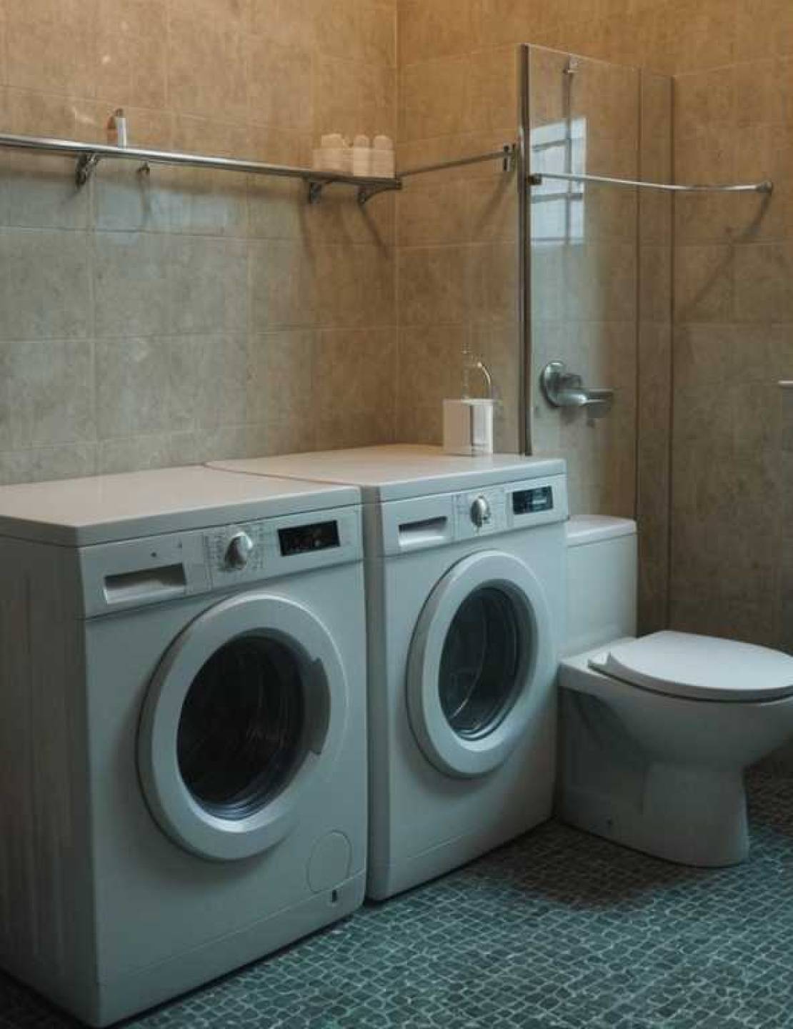 Организация отвода дренажных вод от фундамента в ливневую канализацию или колодец