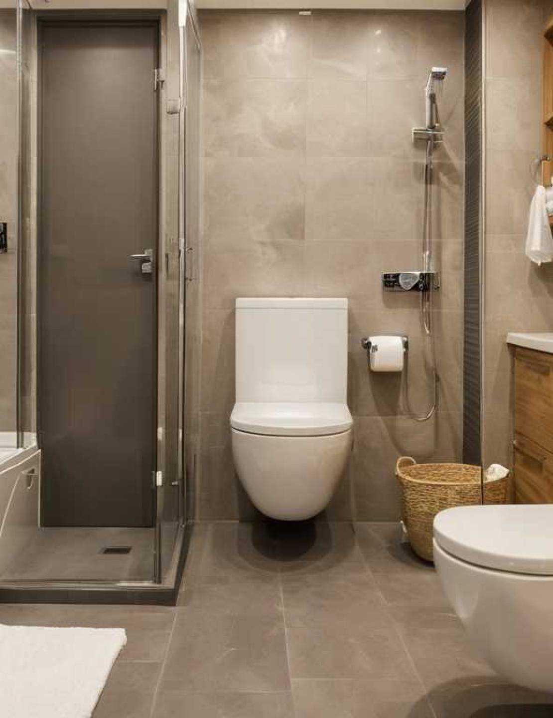 Как устроен накопительный бак с поплавковым клапаном